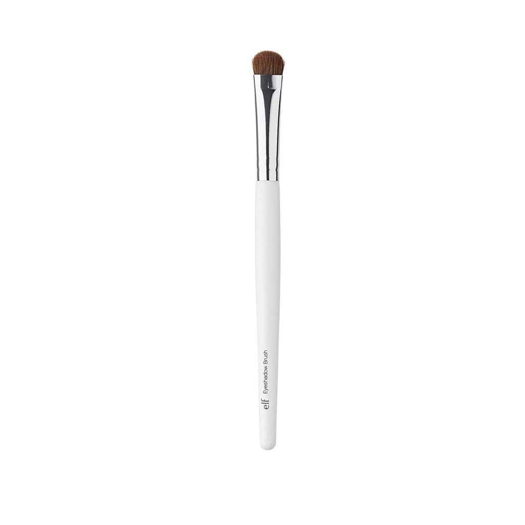 e.l.f. Eyeshadow Brush, Vegan Makeup Tool, For Precision Application and Flawless Blending, Contouring  Defining
