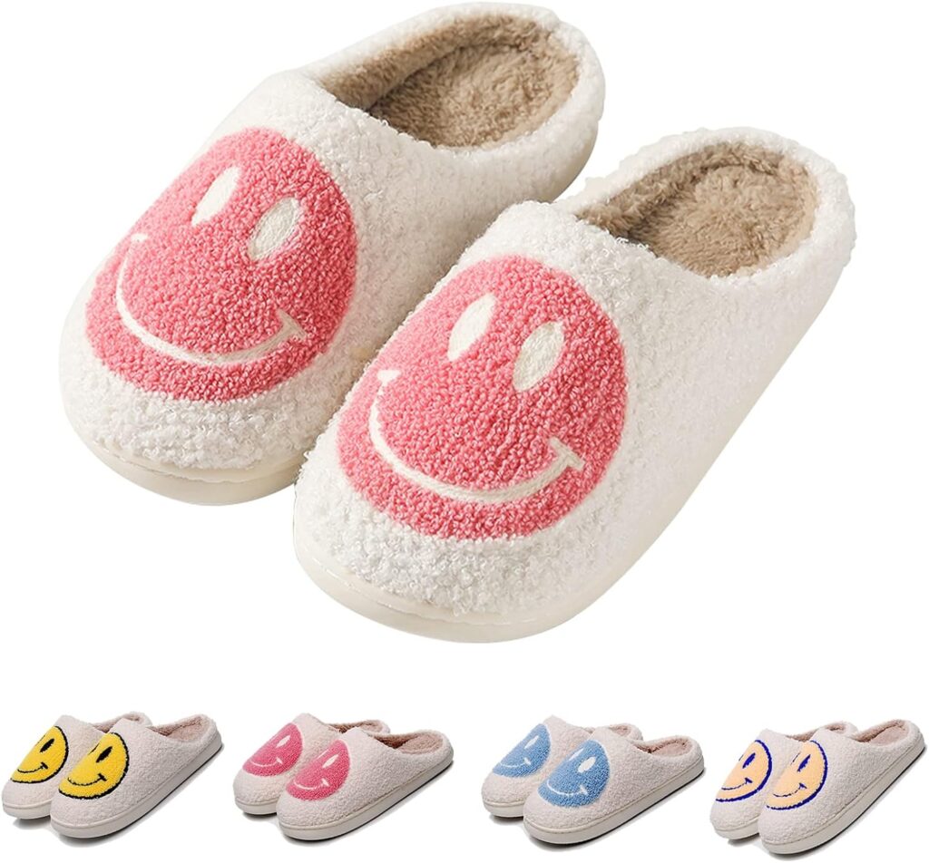 FACAXEDRE Retro Smile Face Slippers, Happy Face Slipper for Women, Soft Plush Comfy Preppy Women Slippers, Smile Cushion Slides, Fluffy House Slippers for Men